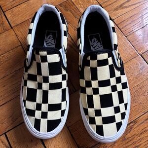 Platform Slip-on Vans – Black & White I Size 7.5 Women's